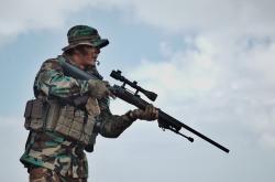 英雄联盟总决赛2025-舞台的魔力，库里如何定义伟大—以雷霆对阵篮网为镜