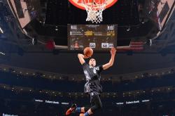 英雄联盟总决赛-唯一性的诠释，当秘鲁的集体意志遇见蒂亚戈的个人魔法