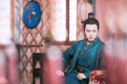 英雄联盟总决赛赛程-当东方铁闸遇上西方魔术师，小贾伦·杰克逊如何用防守哲学锁死一场比赛