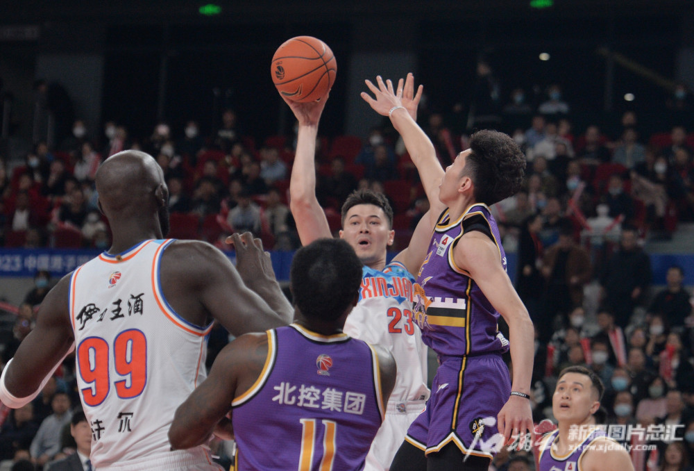 江西队全队发挥出色，取得胜利时机