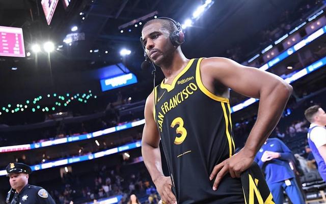 俄罗斯篮球队的出色表现令人惊叹 俄罗斯篮球队的出色表现令人惊叹