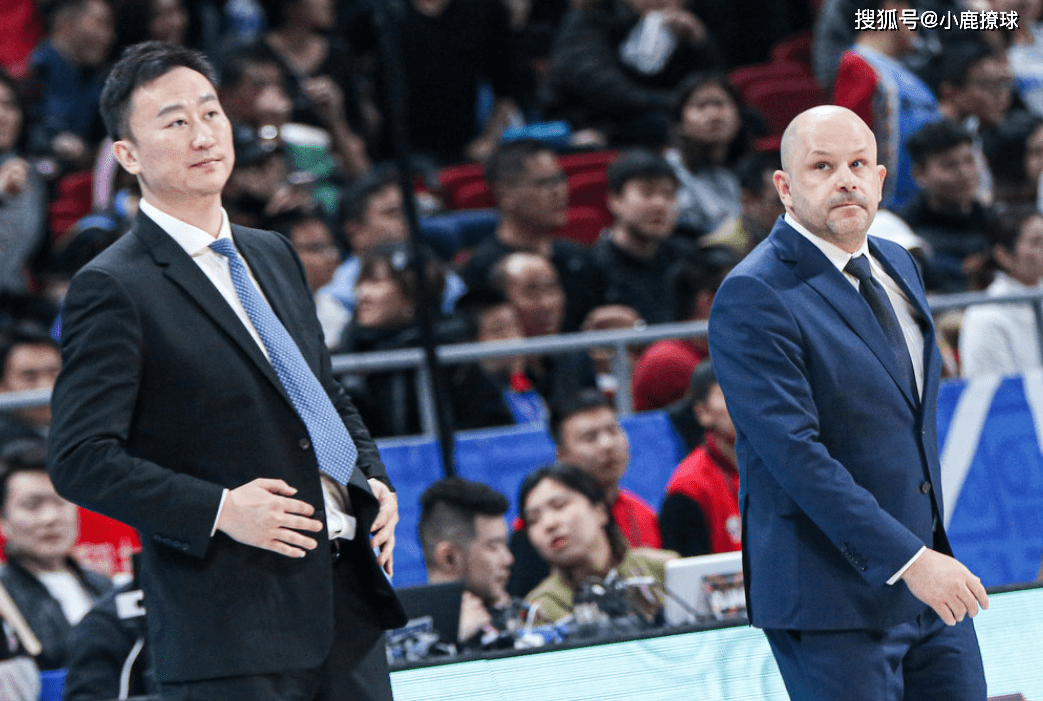 冠军球队换帅,新教练接手颇具挑战 冠军球队换帅,新教练接手颇具挑战