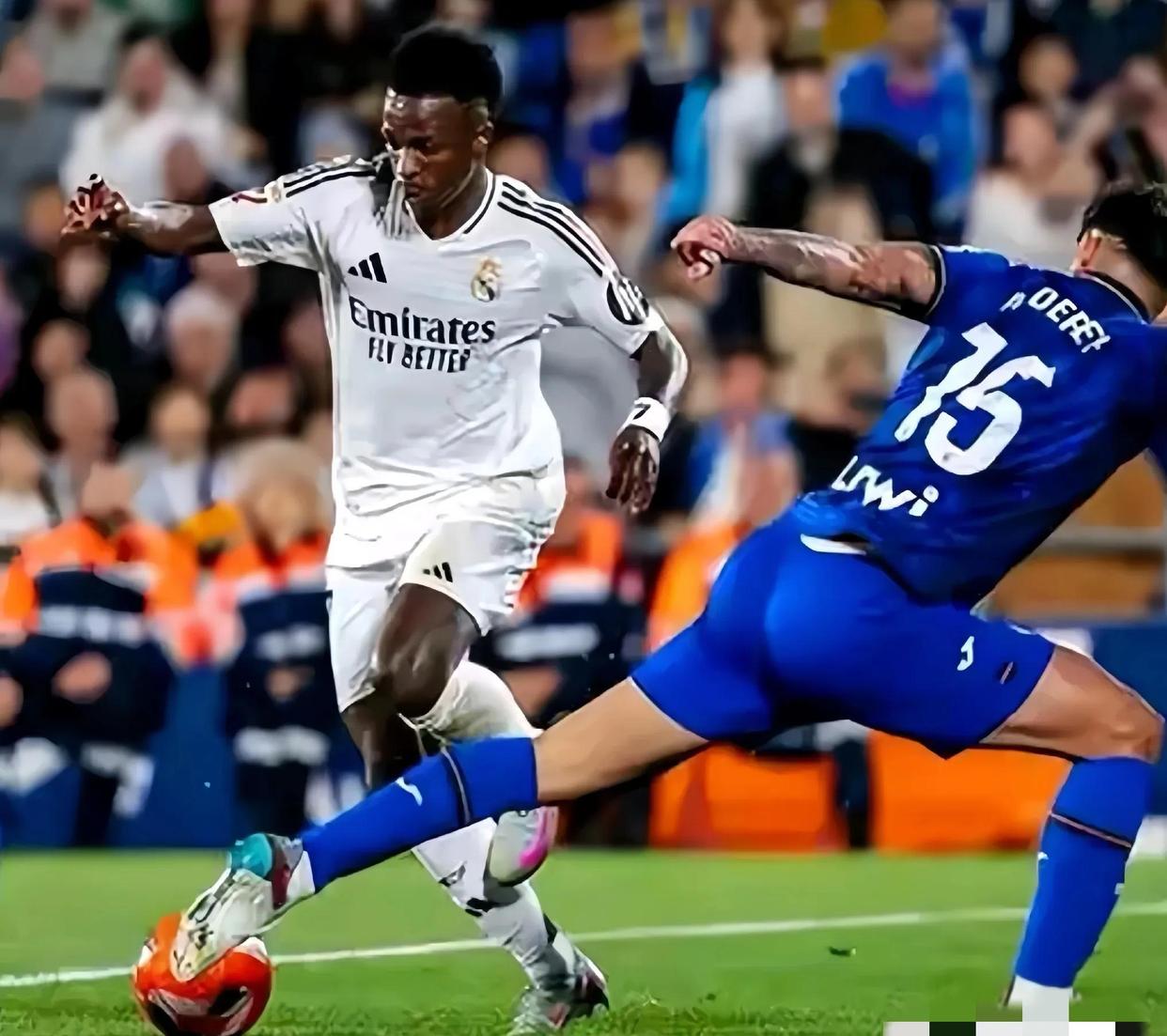 皇马惊险逆转，成功力挽狂澜！的简单介绍