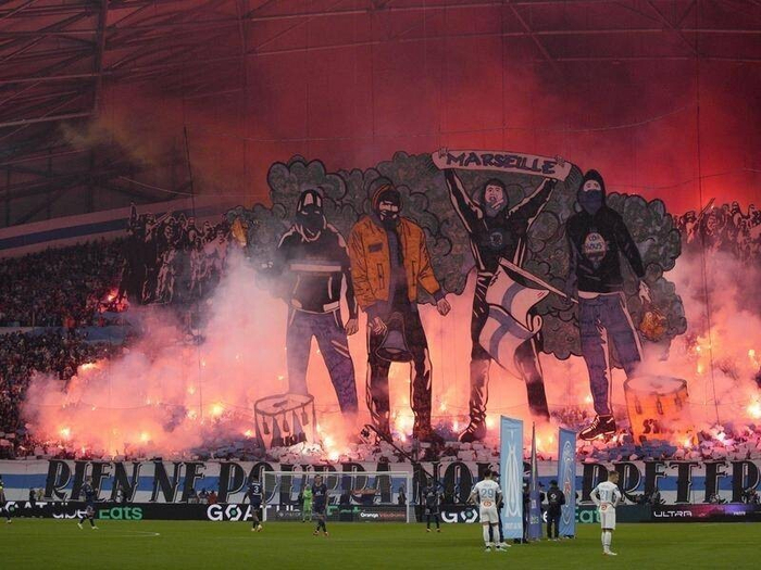 马赛队主场失利球员深夜训练备战下场的简单介绍