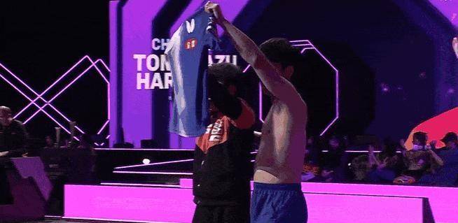 英格兰队鏖战葡萄牙队，王皓扛起全队